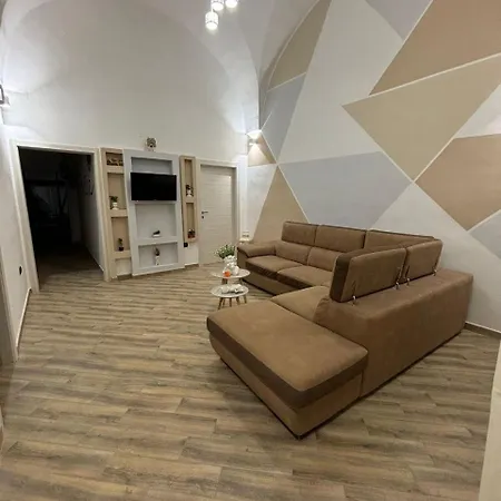 Apartment House Zaffiro
